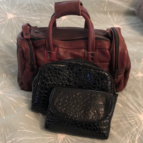 no brand Handbags - Three piece travel bags